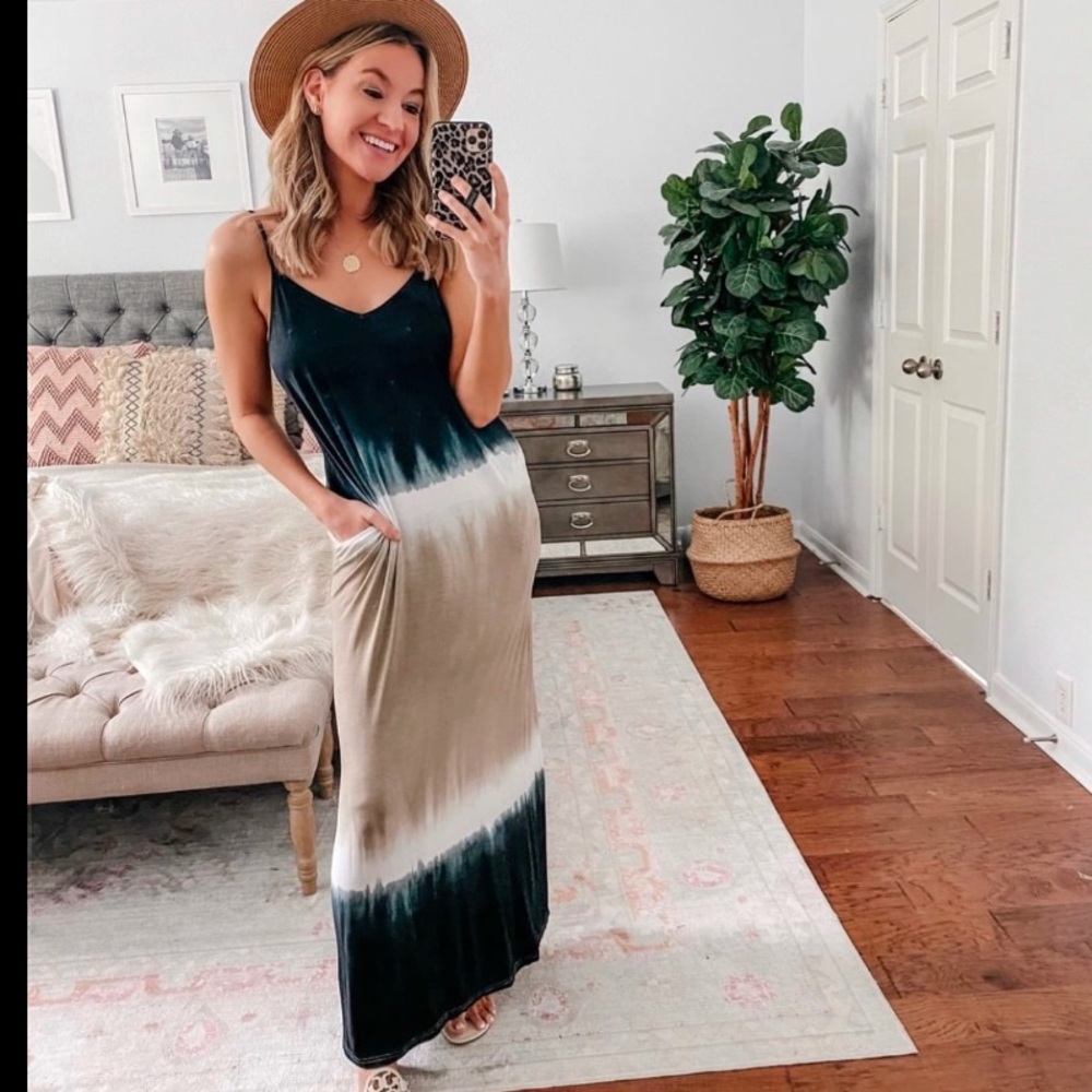 Amaryllis Sandstone Tye-Dye Maxi Dress in Black and Tan with Pockets